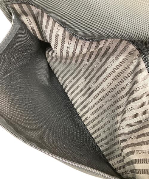 TUMI（トゥミ）TUMI (トゥミ) メッセンジャーバッグ ブラックの古着・服飾アイテム