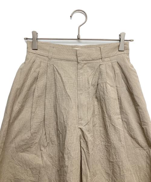 anuke（アンヌーク）anuke (アンヌーク) Check Tuck Pants ベージュ サイズ:36の古着・服飾アイテム