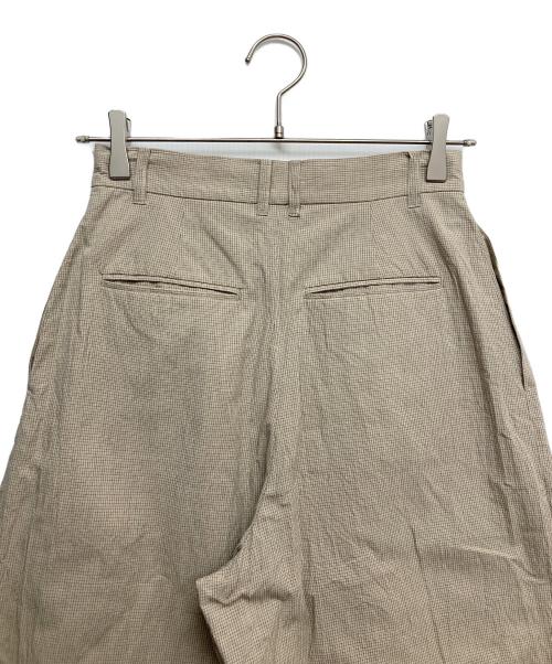 anuke（アンヌーク）anuke (アンヌーク) Check Tuck Pants ベージュ サイズ:36の古着・服飾アイテム