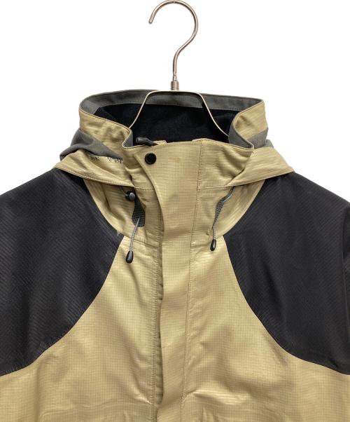 古着（フルギ）古着 (フルギ) アウトドアジャケット ブラック×カーキ サイズ:Lの古着・服飾アイテム
