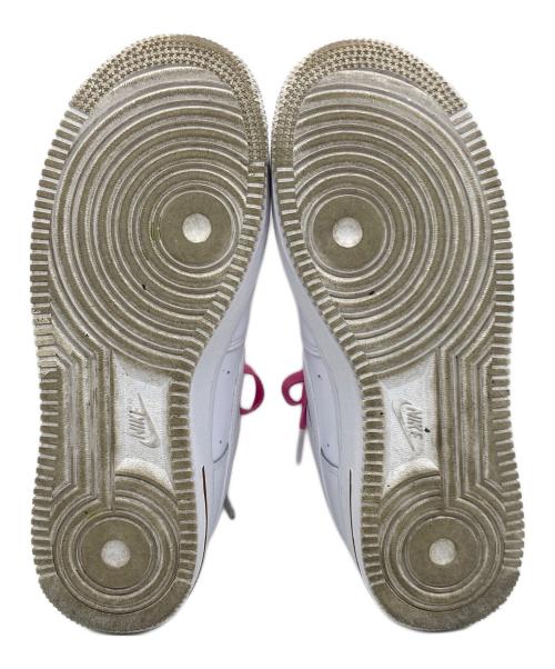 NIKE（ナイキ）NIKE (ナイキ) AIR FORCE 1 '07 SE ホワイト/ホワイト-プレイフルピンク ホワイト サイズ:24.5の古着・服飾アイテム