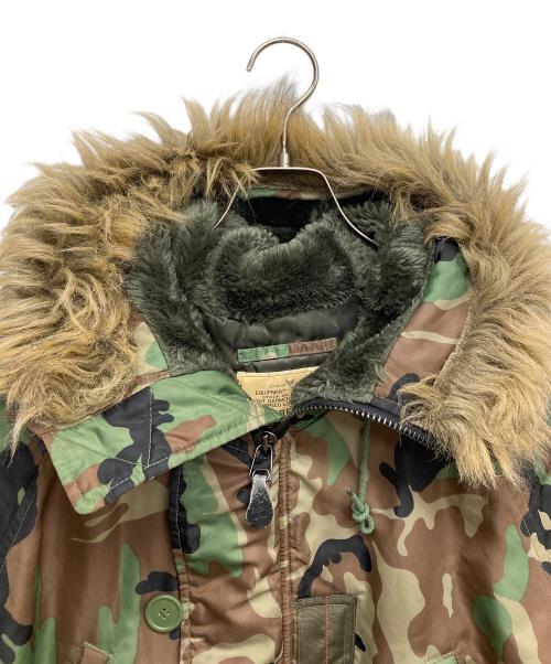 AVIREX（アヴィレックス）AVIREX (アヴィレックス) N-3B ミリタリーフライトジャケット グリーン サイズ:Mの古着・服飾アイテム