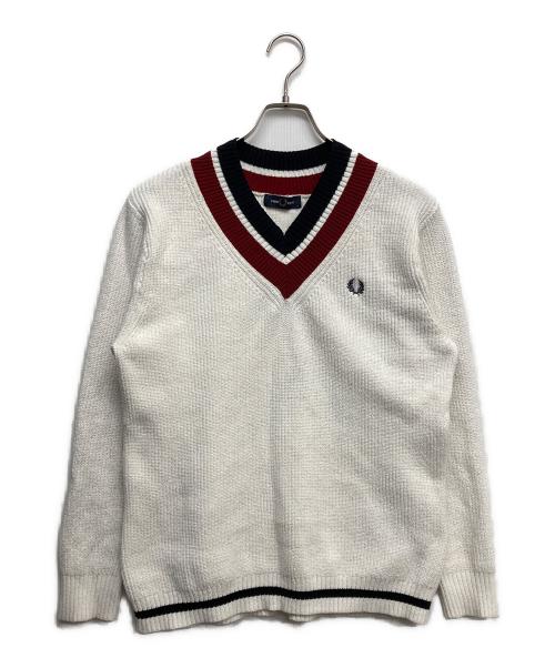 FRED PERRY（フレッドペリー）FRED PERRY (フレッドペリー) Vネックニット ホワイト サイズ:Mの古着・服飾アイテム