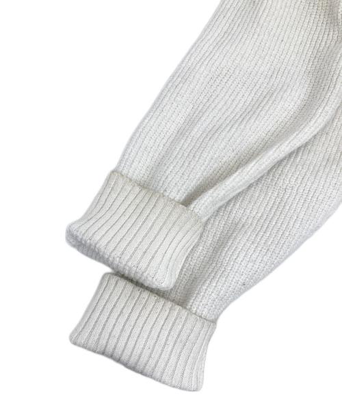 FRED PERRY（フレッドペリー）FRED PERRY (フレッドペリー) Vネックニット ホワイト サイズ:Mの古着・服飾アイテム