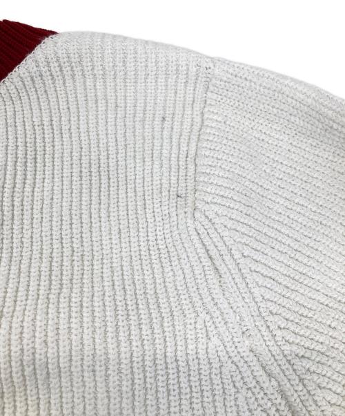 FRED PERRY（フレッドペリー）FRED PERRY (フレッドペリー) Vネックニット ホワイト サイズ:Mの古着・服飾アイテム