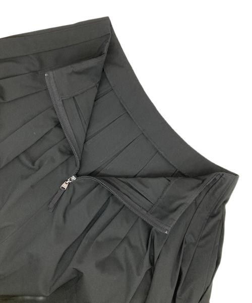 FOXEY NEWYORK（フォクシーニューヨーク）FOXEY NEWYORK (フォクシーニューヨーク) プリーツミニスカート ブラック サイズ:38の古着・服飾アイテム