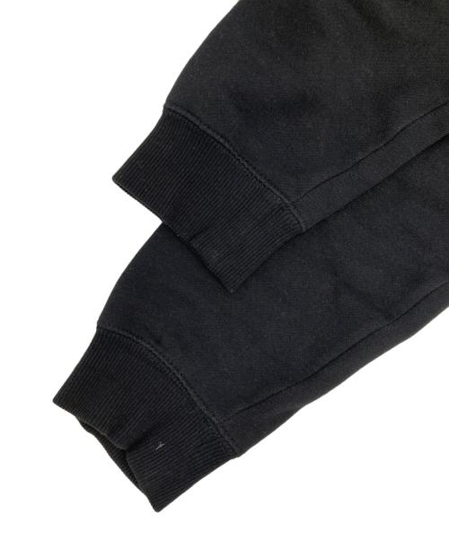 stussy（ステューシー）stussy (ステューシー) プリントプルオーバーパーカー ブラック サイズ:Ｓの古着・服飾アイテム