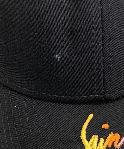 New Era（ニューエラ）New Era (ニューエラ) Saint Laurent Paris (サンローランパリ) ロゴ刺繍キャップ ブラックの古着・服飾アイテム