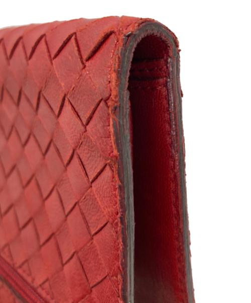 BOTTEGA VENETA（ボッテガベネタ）BOTTEGA VENETA (ボッテガベネタ) 2つ折り財布 レッドの古着・服飾アイテム