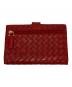 BOTTEGA VENETA (ボッテガベネタ) 2つ折り財布 レッド：5000円