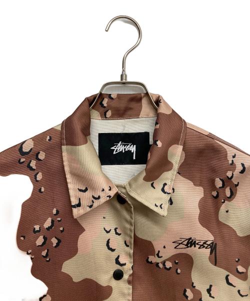 stussy（ステューシー）stussy (ステューシー) チョコチップカモコーチジャケット グリーン サイズ:Mの古着・服飾アイテム