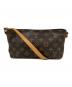 LOUIS VUITTON（ルイ ヴィトン）の古着「ショルダーポーチ」｜ブラウン