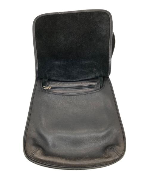 COACH（コーチ）COACH (コーチ) フラップショルダーバッグ ブラックの古着・服飾アイテム