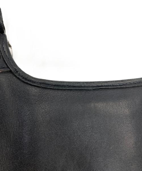 COACH（コーチ）COACH (コーチ) フラップショルダーバッグ ブラックの古着・服飾アイテム