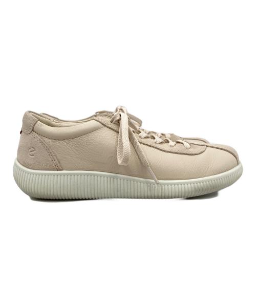 ECCO（エコー）ECCO (エコー) Soft Zero  スニーカー ベージュ サイズ:25.5の古着・服飾アイテム