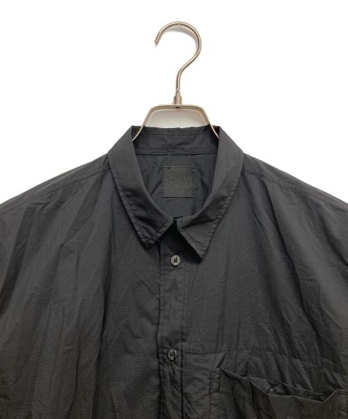 DAIWA PIER39（ダイワ ピア39）DAIWA PIER39 (ダイワ ピア39) TECH TRAVEL SHIRT ブラック サイズ:Lの古着・服飾アイテム