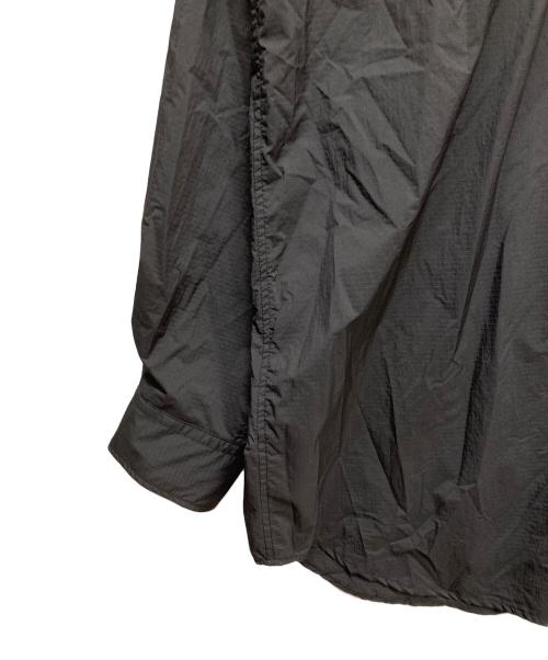 DAIWA PIER39（ダイワ ピア39）DAIWA PIER39 (ダイワ ピア39) TECH TRAVEL SHIRT ブラック サイズ:Lの古着・服飾アイテム