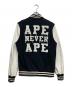 A BATHING APE (アベイシングエイプ) ロゴスタジャン ホワイト×ネイビー サイズ:M：8000円