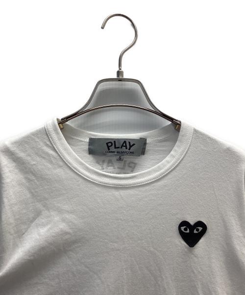 PLAY COMME des GARCONS（プレイコムデギャルソン）PLAY COMME des GARCONS (プレイコムデギャルソン) ロゴロングスリーブカットソー ホワイト サイズ:Sの古着・服飾アイテム
