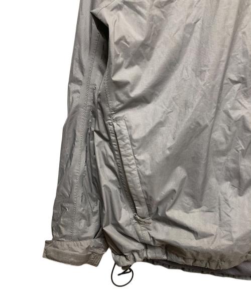 NIKE ACG（ナイキエーシージー）NIKE ACG (ナイキエーシージー) マウンテンパーカー ライトグレー サイズ:XLの古着・服飾アイテム