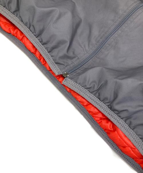 NIKE ACG（ナイキエーシージー）NIKE ACG (ナイキエーシージー) パフジャケット グレー サイズ:Ｌの古着・服飾アイテム