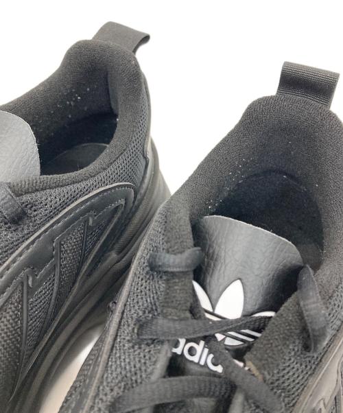 adidas（アディダス）adidas (アディダス) オズガイア ローカットスニーカー ブラック サイズ:26.5の古着・服飾アイテム