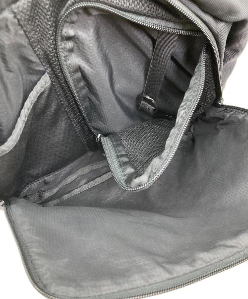 THE NORTH FACE（ザ ノース フェイス）THE NORTH FACE (ザ ノース フェイス) Shuttle Daypack ブラックの古着・服飾アイテム
