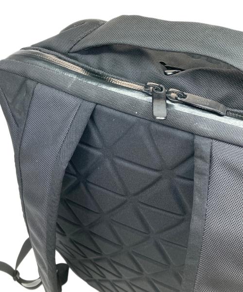 THE NORTH FACE（ザ ノース フェイス）THE NORTH FACE (ザ ノース フェイス) Shuttle Daypack ブラックの古着・服飾アイテム