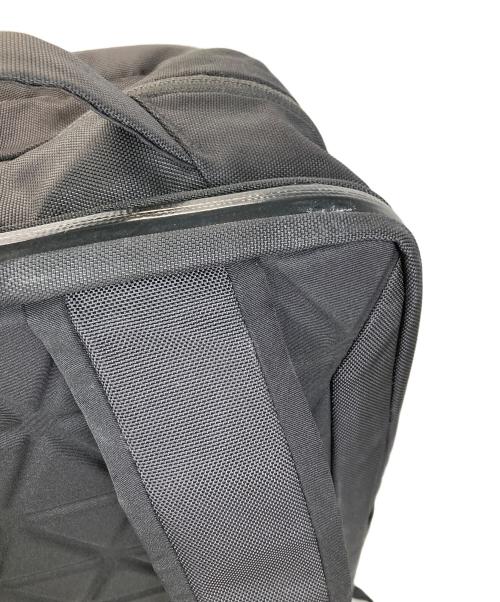 THE NORTH FACE（ザ ノース フェイス）THE NORTH FACE (ザ ノース フェイス) Shuttle Daypack ブラックの古着・服飾アイテム