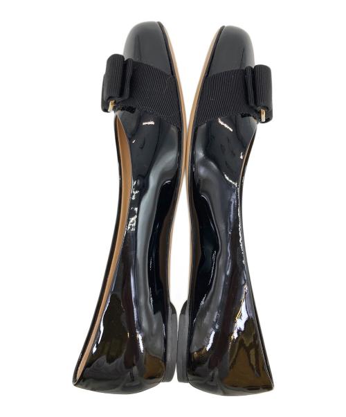 Salvatore Ferragamo（サルヴァトーレ フェラガモ）Salvatore Ferragamo (サルヴァトーレ フェラガモ) ヴァラリボンパンプス ブラック サイズ:6Cの古着・服飾アイテム