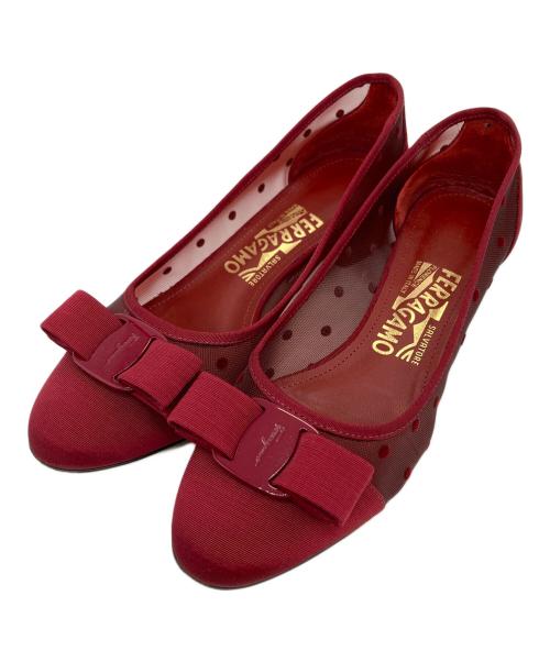 Salvatore Ferragamo（サルヴァトーレ フェラガモ）Salvatore Ferragamo (サルヴァトーレ フェラガモ) ヴァラチュールリボンパンプス レッド サイズ:6の古着・服飾アイテム