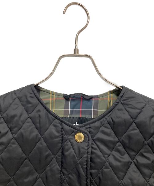 Barbour（バブアー）Barbour (バブアー) Paige ノーカラー キルティング ジャケット ブラック サイズ:Sの古着・服飾アイテム