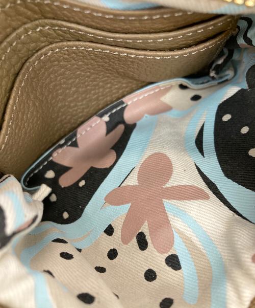 IANNE（イアンヌ）ianne (イアンヌ) マルチキーケース ベージュの古着・服飾アイテム