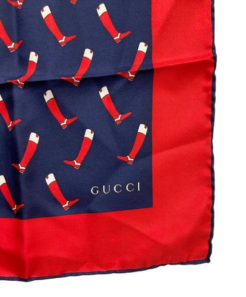 GUCCI（グッチ）GUCCI (グッチ) ブーツプリントシルクスカーフ レッド×ネイビーの古着・服飾アイテム