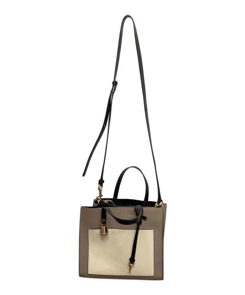 MARC JACOBS（マークジェイコブス）MARC JACOBS (マークジェイコブス) ショルダーバッグ アイボリー×ベージュの古着・服飾アイテム