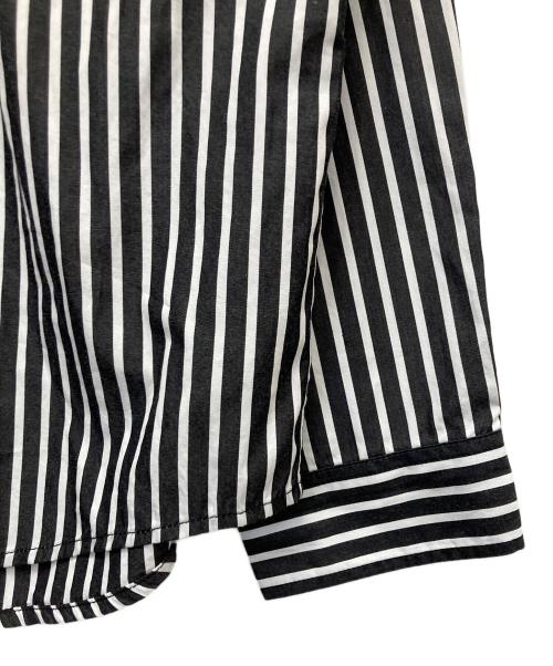 SUPREME（シュプリーム）Supreme (シュプリーム) STRIPE SHIRTS ブラック×ホワイト サイズ:Mの古着・服飾アイテム