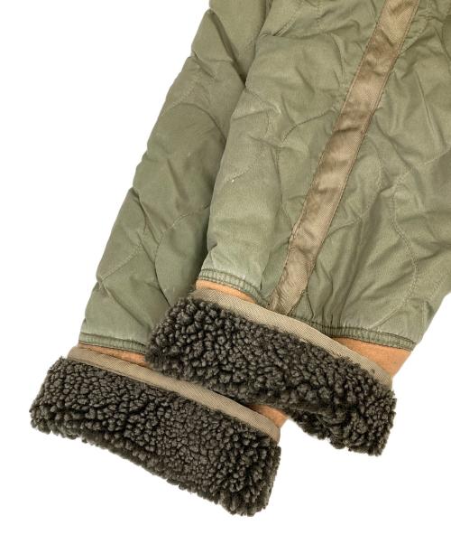 AVIREX（アヴィレックス）AVIREX (アヴィレックス) 裏ボアキルティングジャケット オリーブ サイズ:Mの古着・服飾アイテム