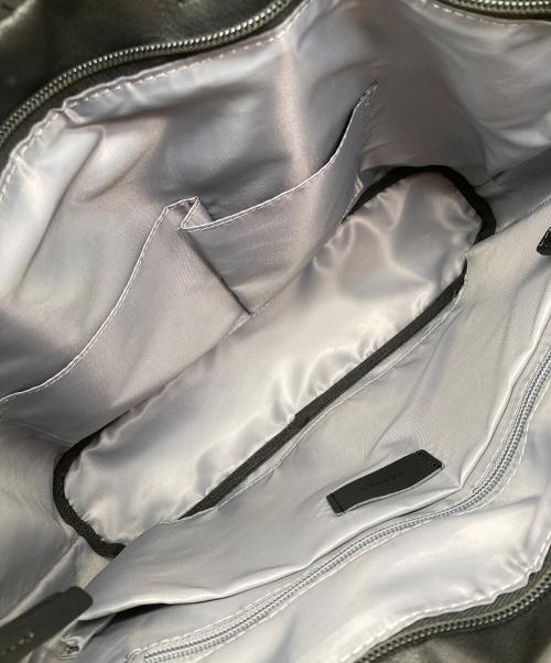 laquoh（ラクーオ）LAQUOH (ラクーオ) SLIM TOTE BAG KAGOME EMBOSS BONDING ブラックの古着・服飾アイテム
