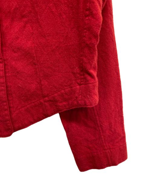 universal utility（ユニバーサルユーティリティー）universal utility (ユニバーサルユーティリティー) COMME des GARCONS (コムデギャルソン) メニーボタンスタンドカラージャケット レッド サイズ:Sの古着・服飾アイテム