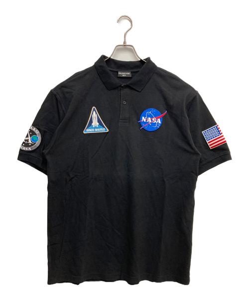 BALENCIAGA（バレンシアガ）BALENCIAGA (バレンシアガ) NASA SPACE BADGE EMBROIDERED UNIFIT POLO SHIRT ブラック サイズ:Sの古着・服飾アイテム