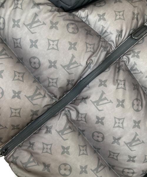 LOUIS VUITTON（ルイ ヴィトン）LOUIS VUITTON (ルイ ヴィトン) 2054ヒートリアクティブパファ モノグラムダウンジャケット グレー×ブラック サイズ:46の古着・服飾アイテム