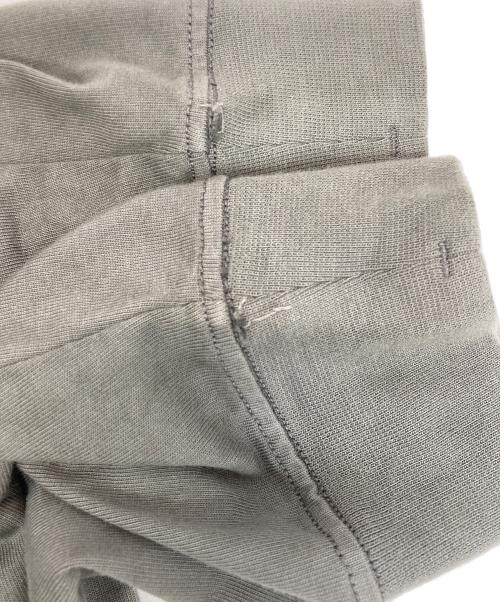 STONE ISLAND（ストーンアイランド）STONE ISLAND (ストーンアイランド) ヘビーウェイトコットンクルーネックL/Sカットソー グレー サイズ:XLの古着・服飾アイテム