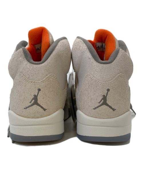 NIKE（ナイキ）NIKE (ナイキ) Air Jordan 5 Retro アイボリー サイズ:27の古着・服飾アイテム