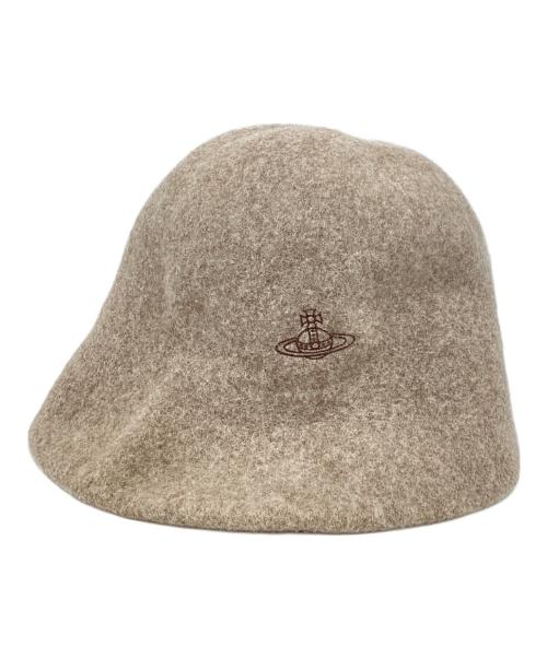 Vivienne Westwood（ヴィヴィアンウエストウッド）Vivienne Westwood (ヴィヴィアンウエストウッド) ラインORB刺繍バスククロッシェ ベージュ サイズ:M~Sの古着・服飾アイテム