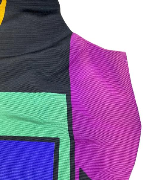 GIANNI VERSACE（ジャンニ・ヴェルサーチ）GIANNI VERSACE (ジャンニ・ヴェルサーチ) 総柄ベスト ブラック サイズ:48の古着・服飾アイテム