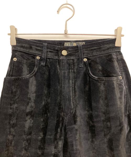 FENDI（フェンディ）FENDI (フェンディ) ベロアストライプパンツ ブラック サイズ:27の古着・服飾アイテム