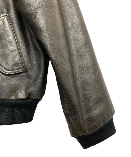 CHEVIGNON（シェビニオン）CHEVIGNON (シェビニオン) 短丈レザーブルゾン ブラック サイズ:Lの古着・服飾アイテム