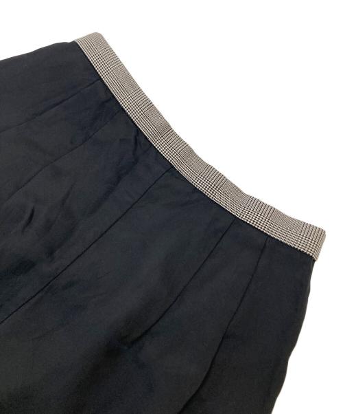 JUNYA WATANABE COMME des GARCONS（(ジュンヤワタナベ コムデギャルソン）JUNYA WATANABE COMME des GARCONS ((ジュンヤワタナベ コムデギャルソン) ウール切替スカート グレー×ブラック サイズ:SSの古着・服飾アイテム