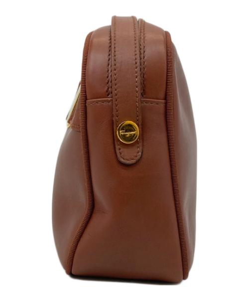 Salvatore Ferragamo（サルヴァトーレ フェラガモ）Salvatore Ferragamo (サルヴァトーレ フェラガモ) ヴァラレザーショルダーバッグ ブラウンの古着・服飾アイテム