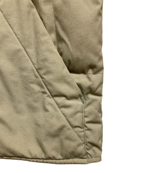 Eddie Bauer（エディーバウアー）Eddie Bauer (エディーバウアー) 襟 コーデュロイ 切替 キルティング ダウン ジャケット ベージュ サイズ:-の古着・服飾アイテム
